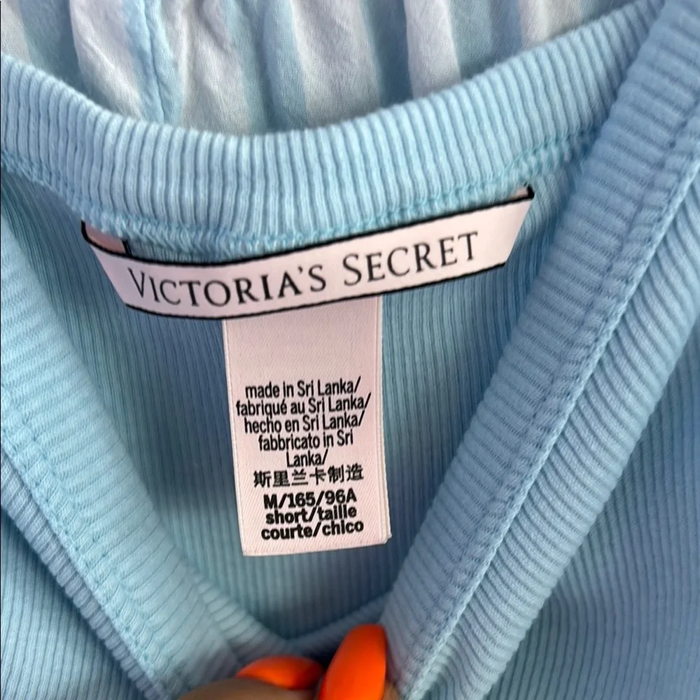Victoria's Secret Sky Blue Sleepwear Set - Picture 4 of 10